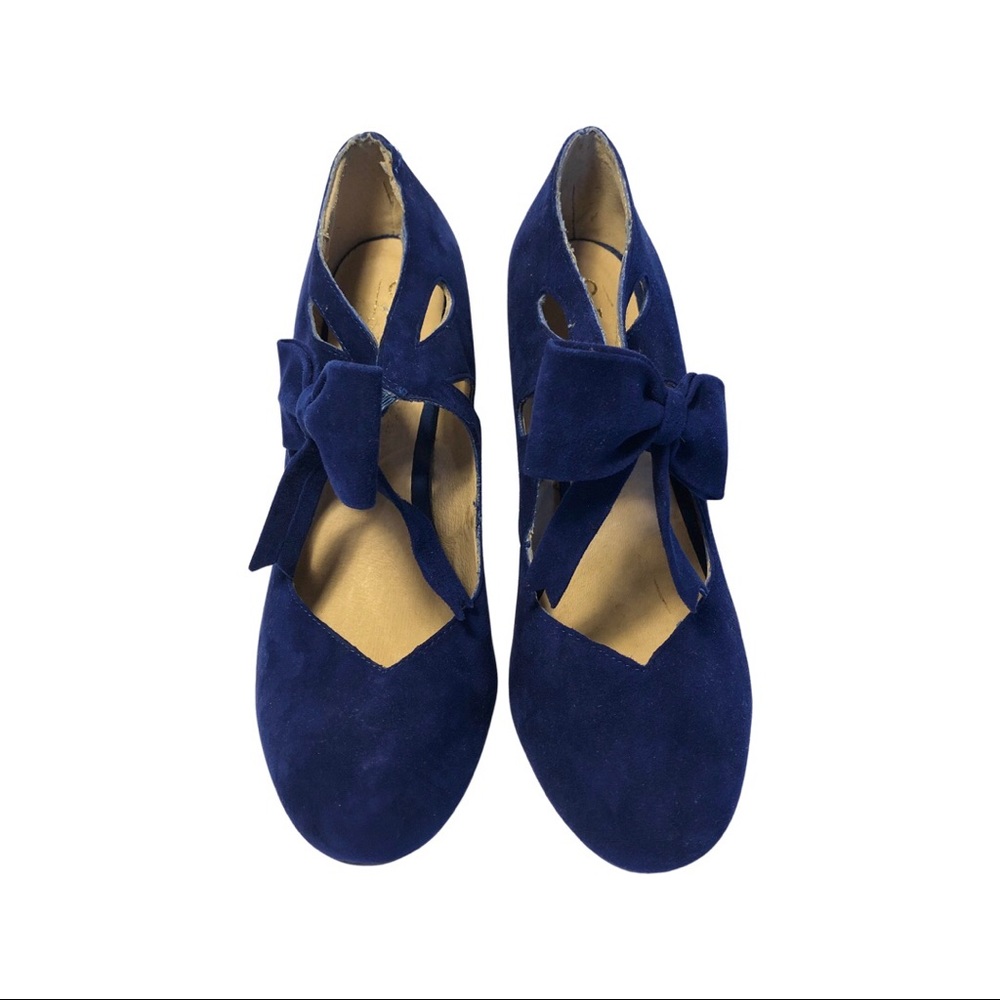 *HOST PICK* *NWOT* Blue Suede Shoes, 3.5” heel.